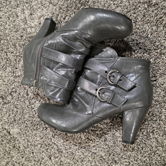 Hot Kiss Maribel Ankle Booties Size 8M - Picture 2 of 6